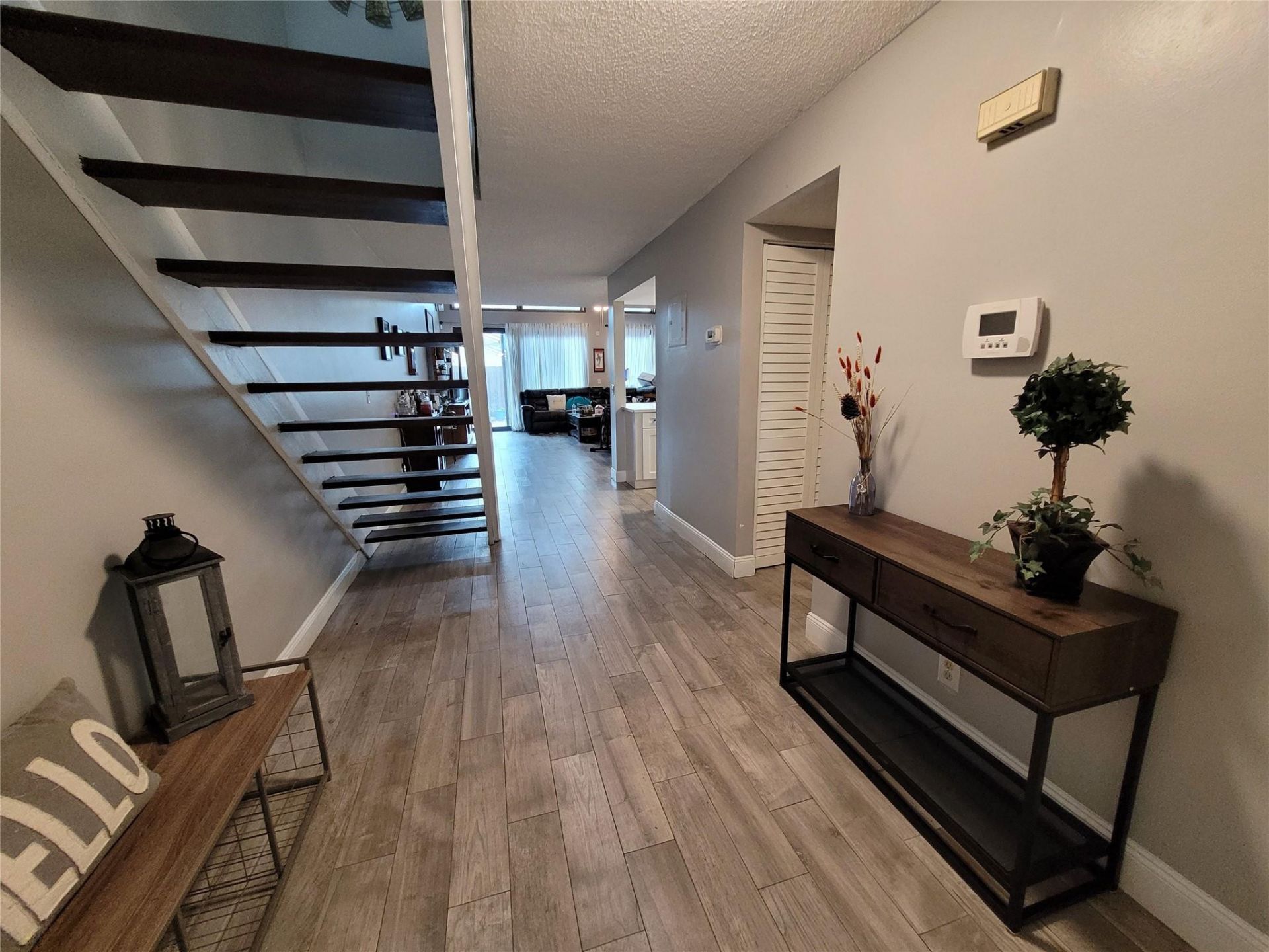 1146 N University Drive, Plantation, FL 33322 Photo