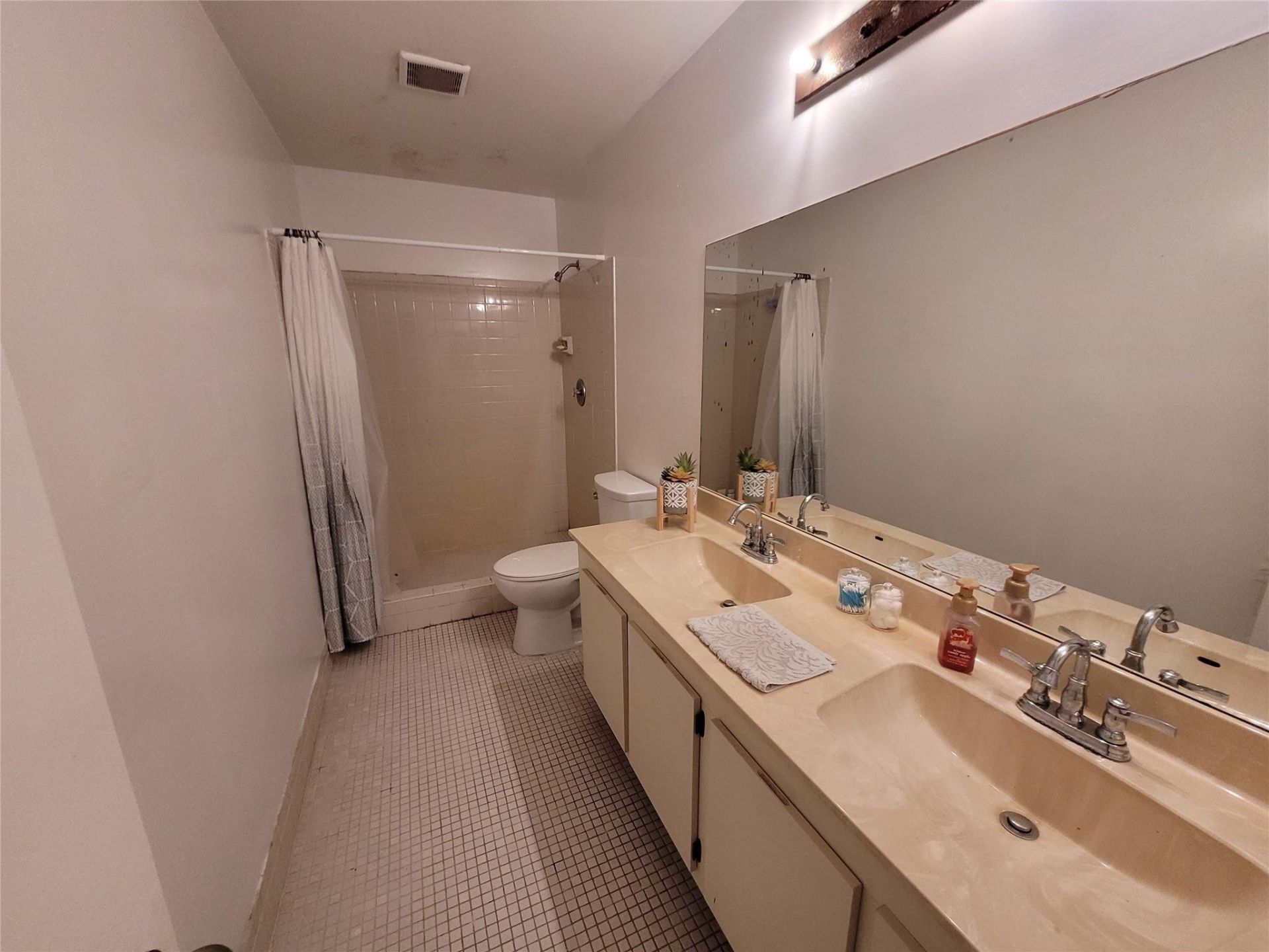 1146 N University Drive, Plantation, FL 33322 Photo