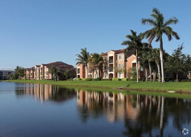 12160 Saint Andrews Pl, Unit 108, Miramar, FL 33025 Photo