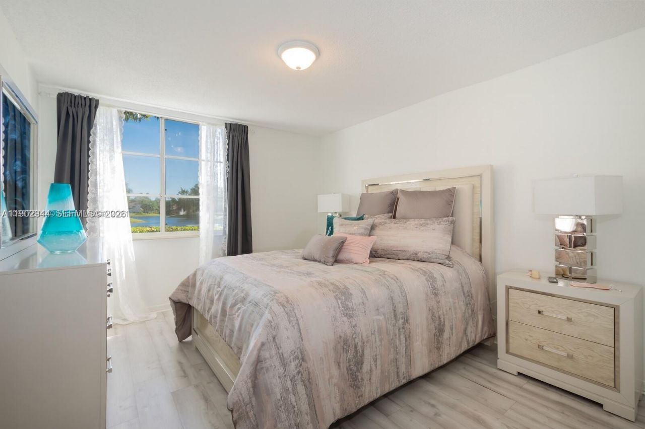 12160 Saint Andrews Pl, Unit 108, Miramar, FL 33025 Photo