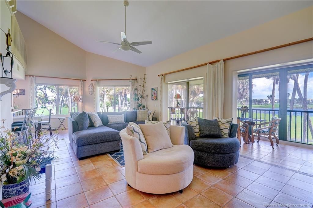 233 NE Edgewater Drive, Unit 201, Stuart, FL 34996 Photo