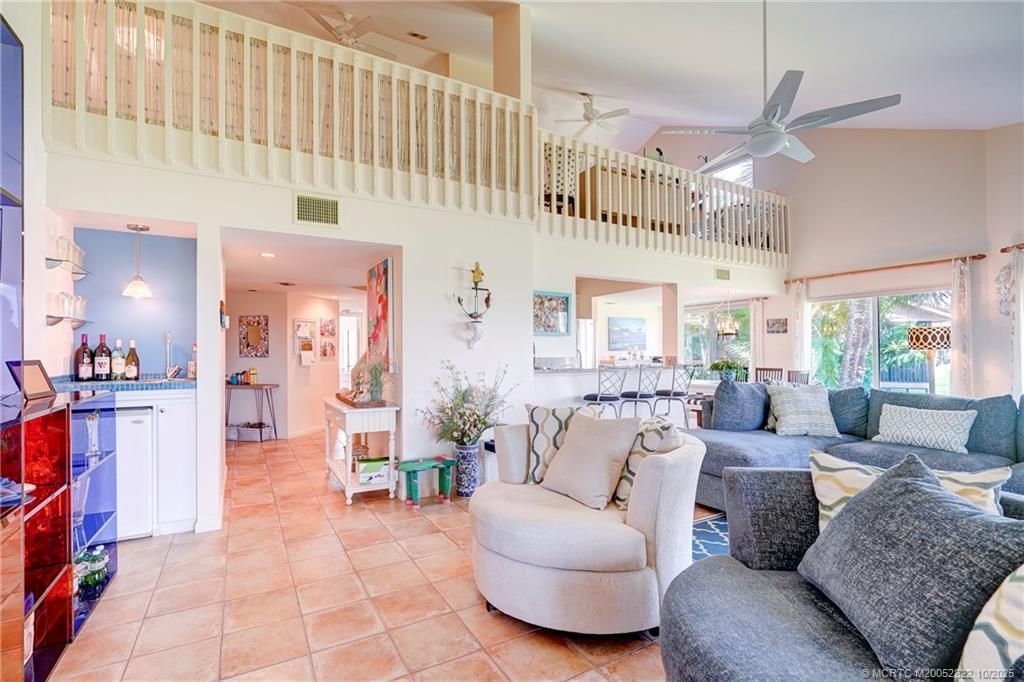 233 NE Edgewater Drive, Unit 201, Stuart, FL 34996 Photo