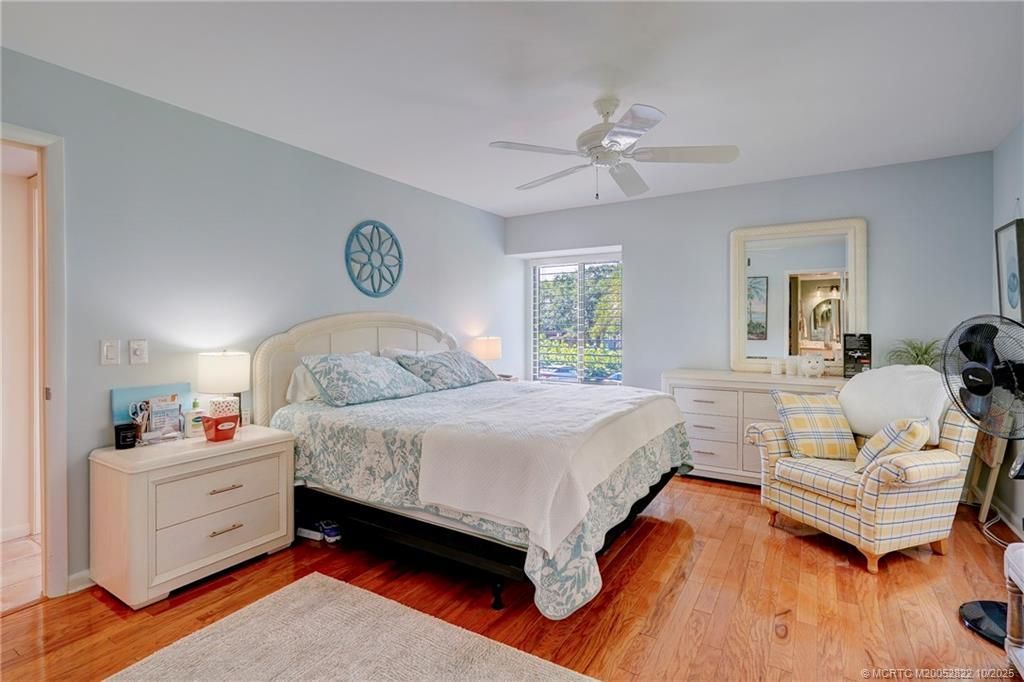 233 NE Edgewater Drive, Unit 201, Stuart, FL 34996 Photo