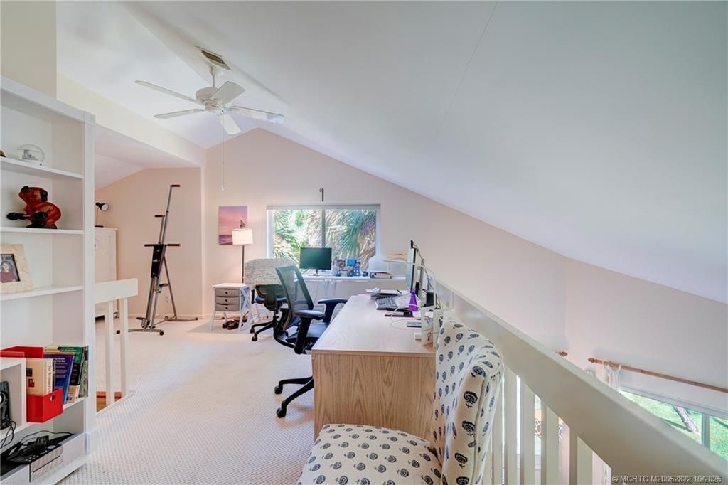 233 NE Edgewater Drive, Unit 201, Stuart, FL 34996 Photo