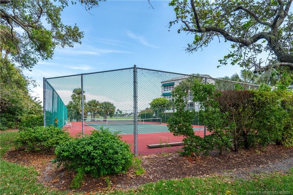 233 NE Edgewater Drive, Unit 201, Stuart, FL 34996 Photo