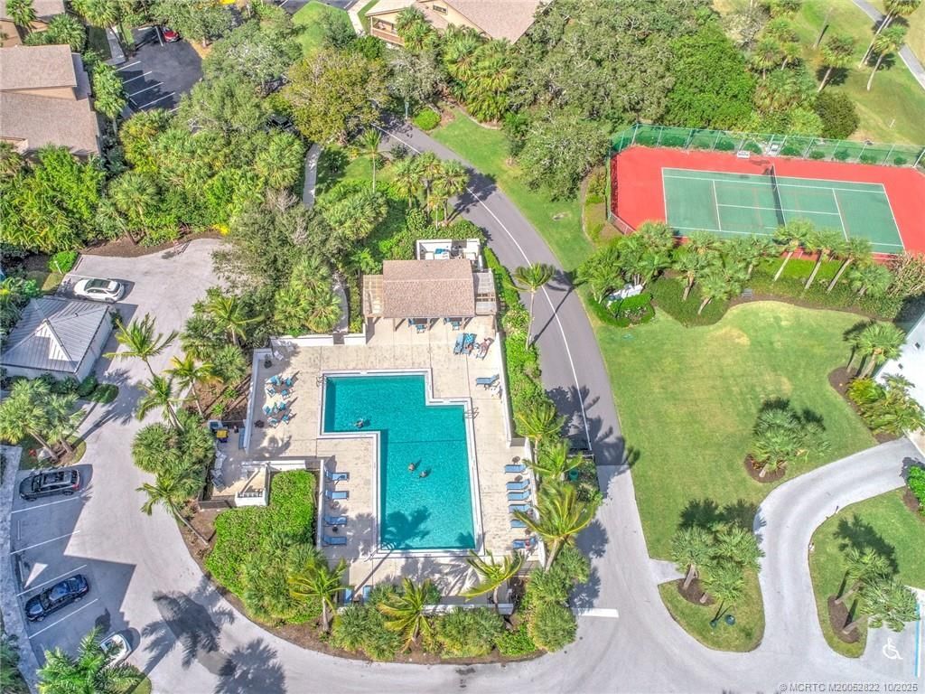233 NE Edgewater Drive, Unit 201, Stuart, FL 34996 Photo