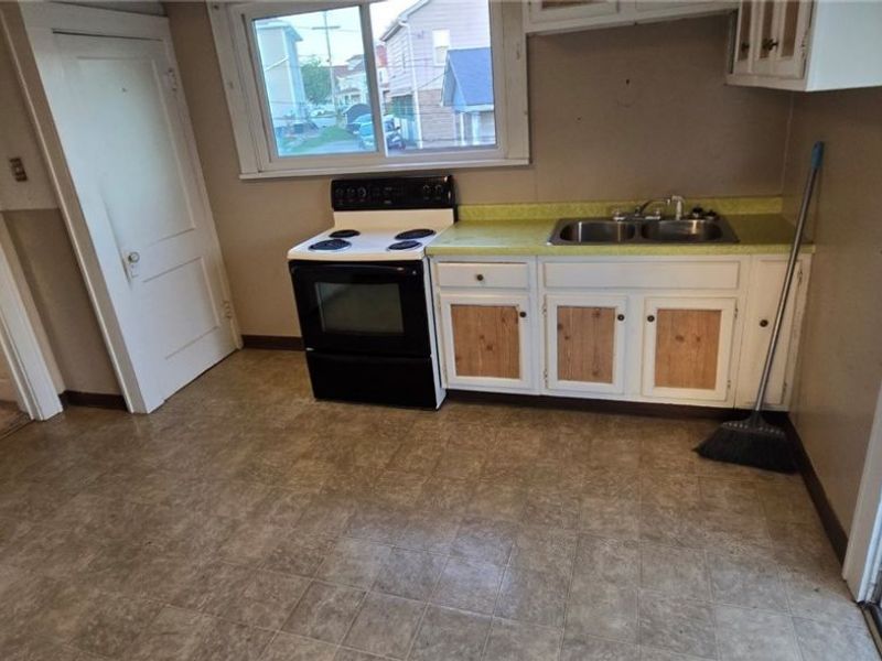 316 Churchway Street, Mingo Junction, OH 43938 Photo 8