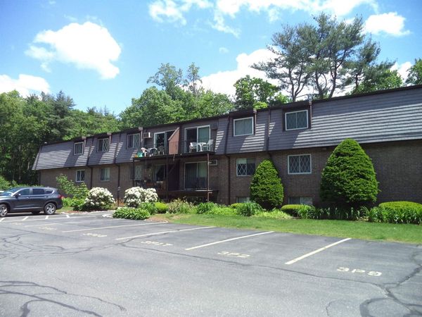 3 Pembroke Drive, Unit 5, Derry, NH 03038