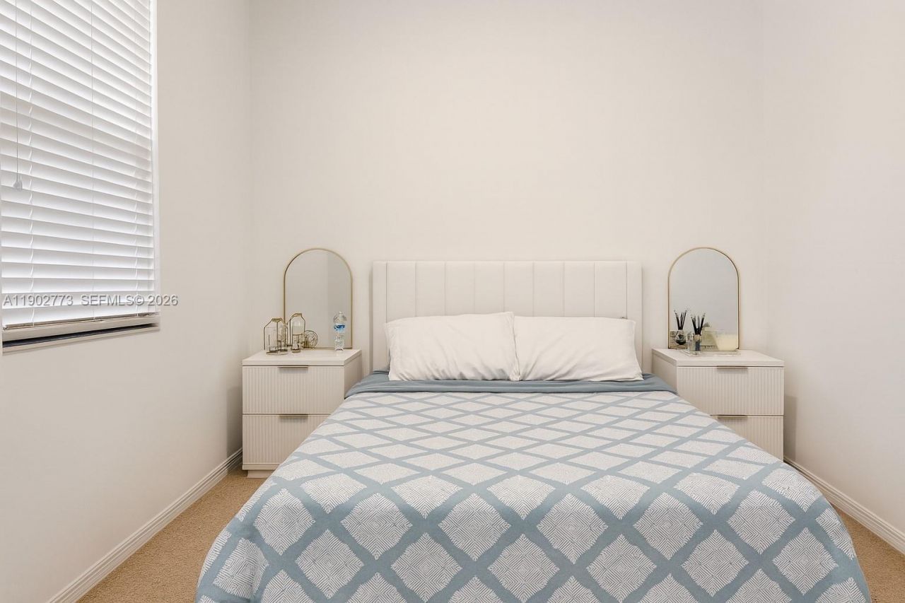 19316 NE 8th Ct, Miami, FL 33179 Photo