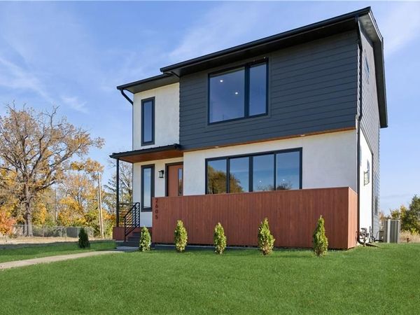 2605 West Paseo Boulevard, Kansas City, MO 64108