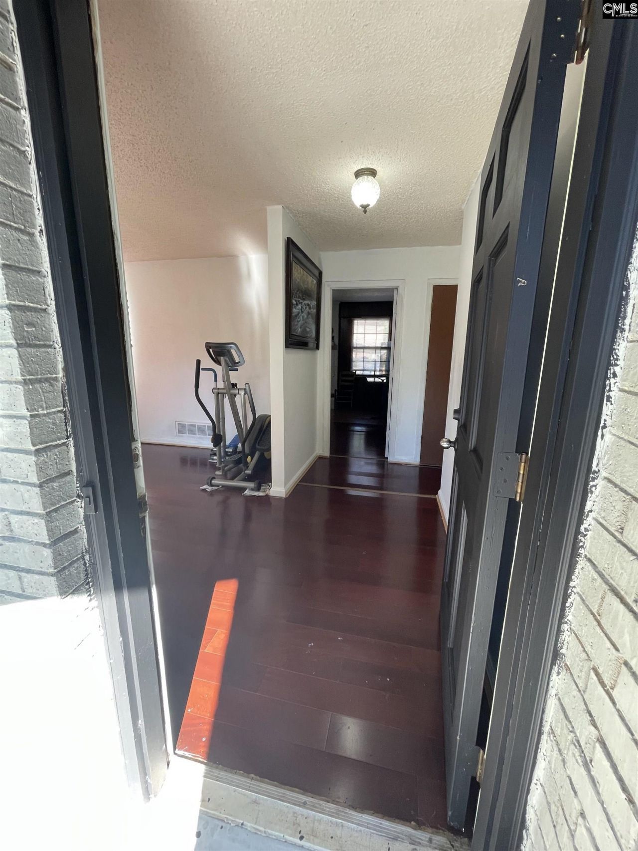 115 Woodwinds West Drive Photo 11