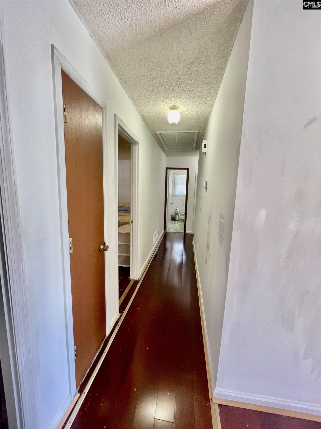 115 Woodwinds West Drive Photo 13