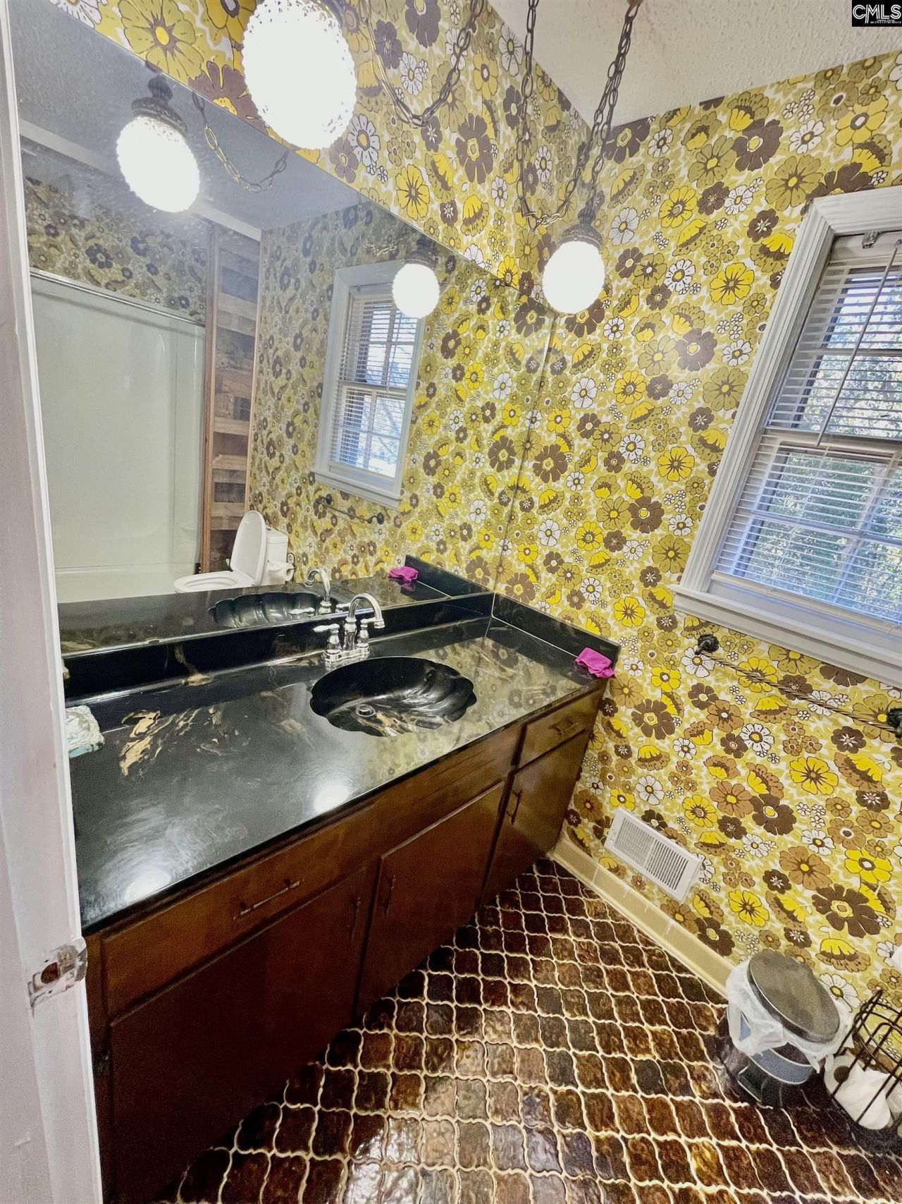 115 Woodwinds West Drive Photo 15