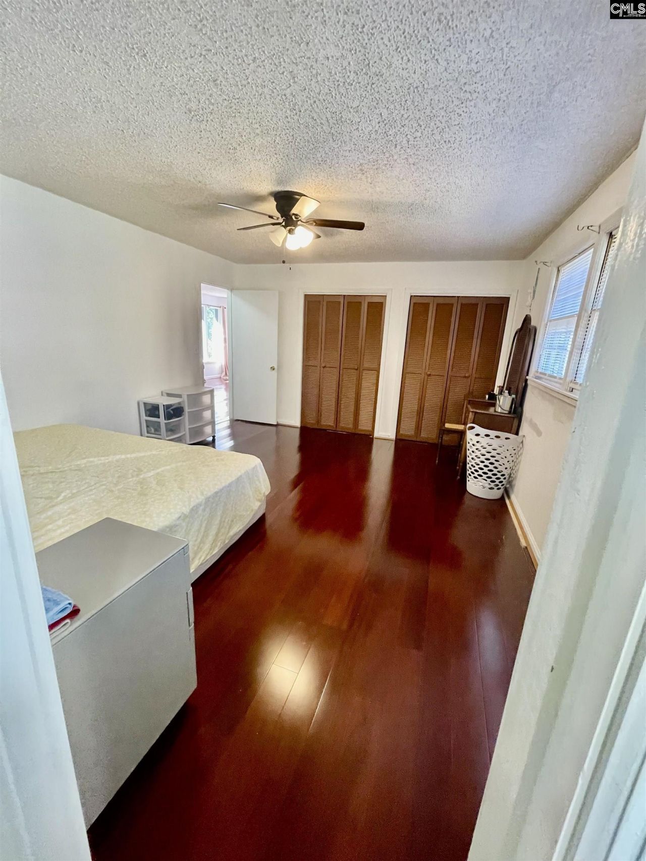 115 Woodwinds West Drive Photo 17