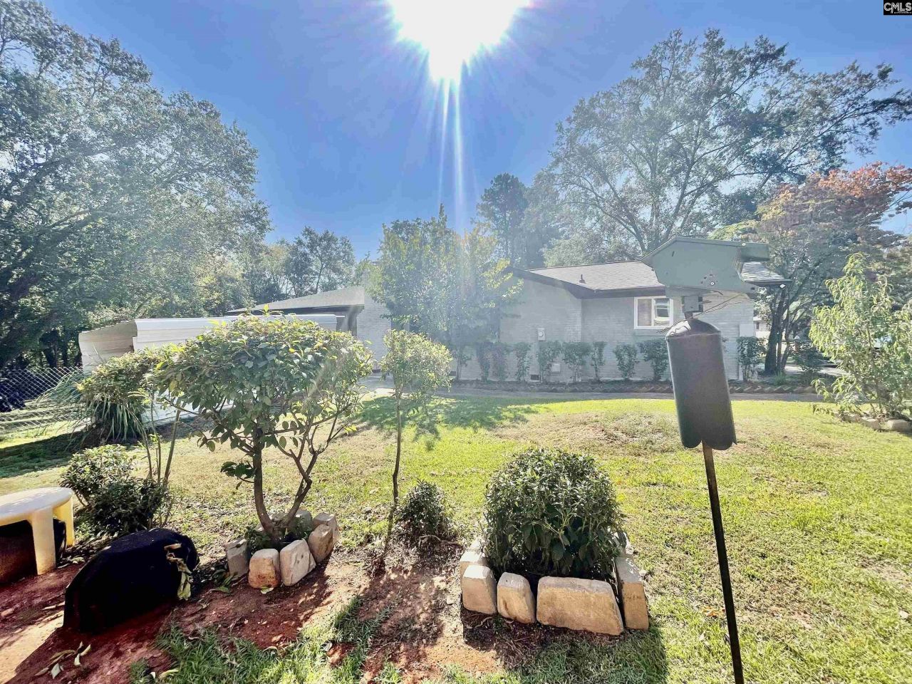 115 Woodwinds West Drive Photo 7