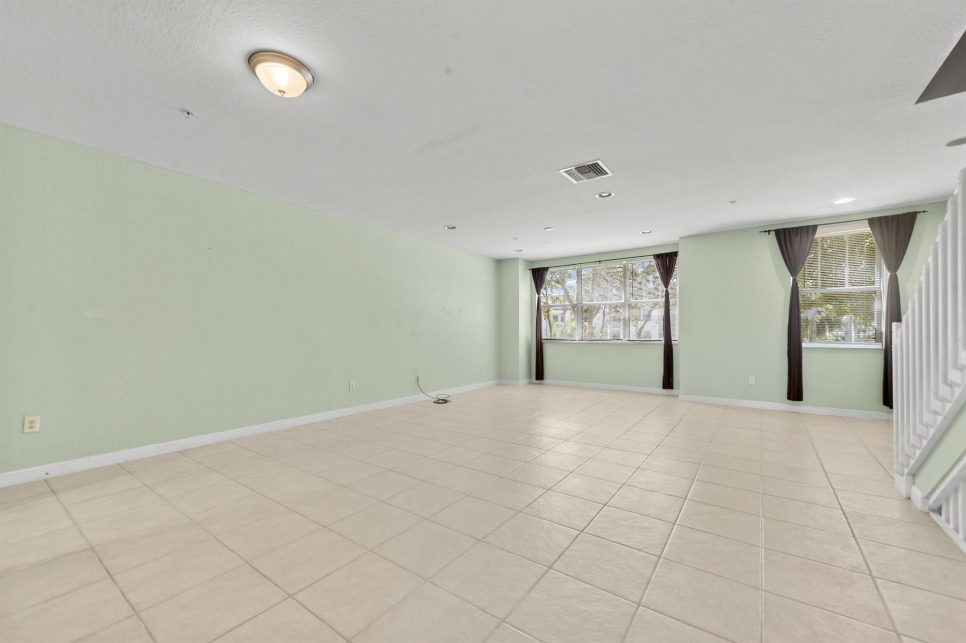 500 Pacific Grove Drive, Unit 6, West Palm Beach, FL 33401 Photo
