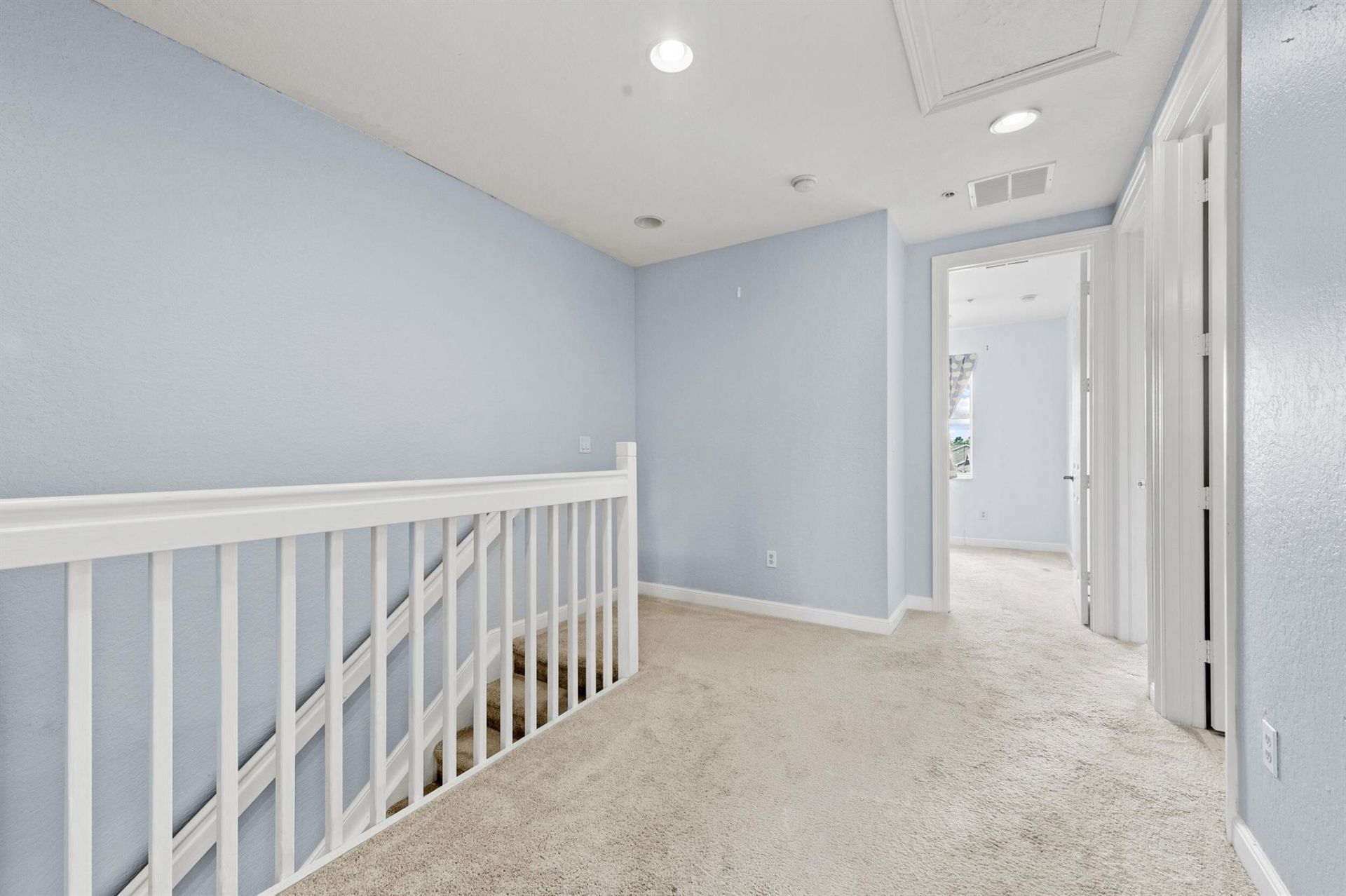 500 Pacific Grove Drive, Unit 6, West Palm Beach, FL 33401 Photo