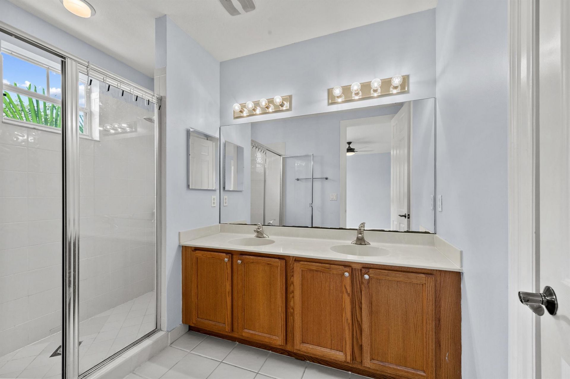 500 Pacific Grove Drive, Unit 6, West Palm Beach, FL 33401 Photo