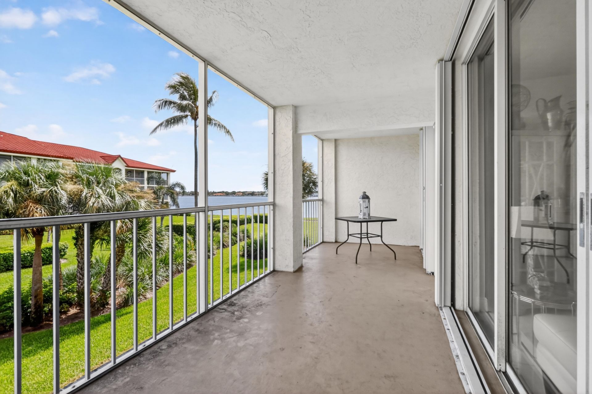 110 Half Moon Circle, Unit D2, Hypoluxo, FL 33462 Photo