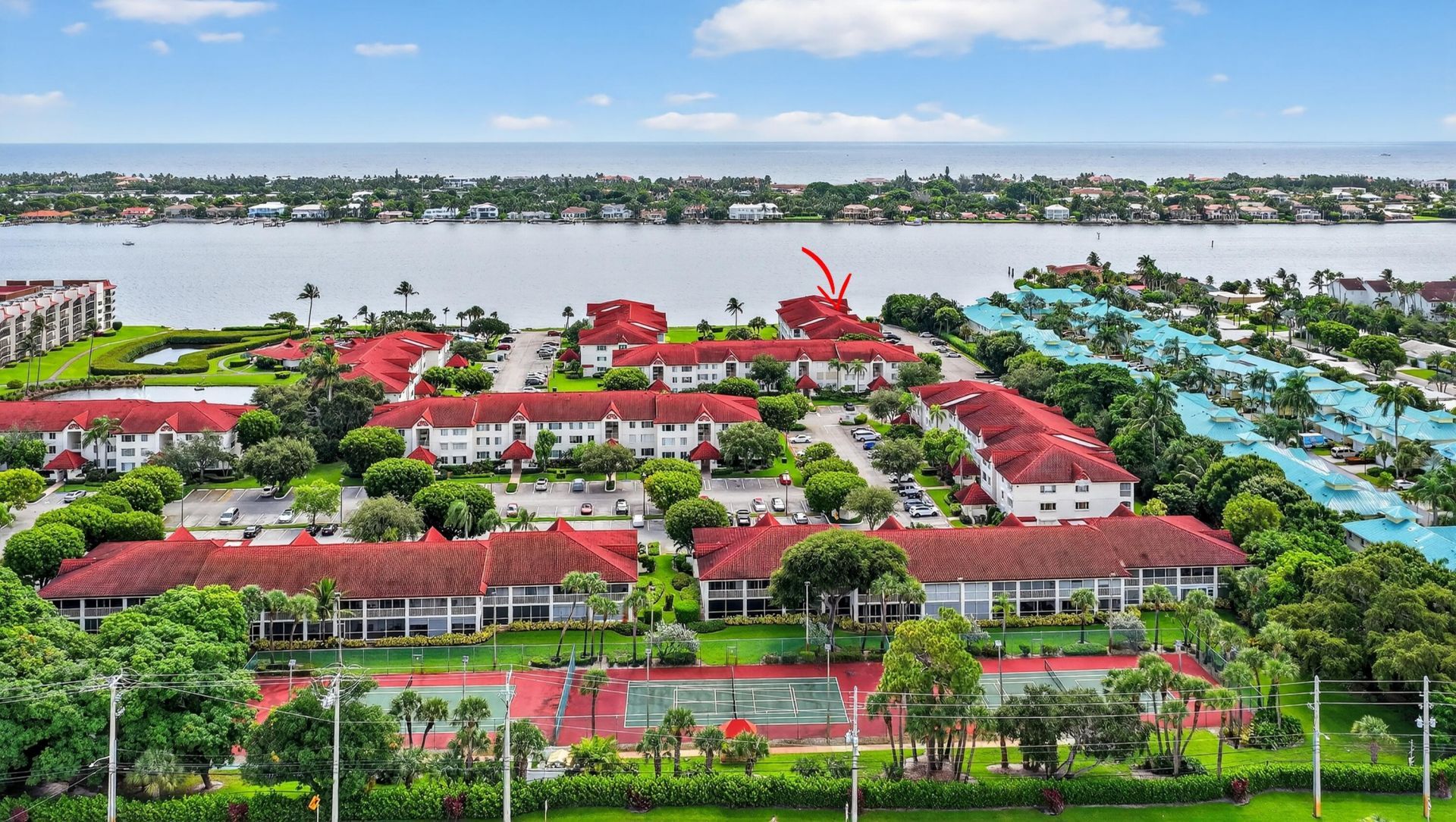 110 Half Moon Circle, Unit D2, Hypoluxo, FL 33462 Photo