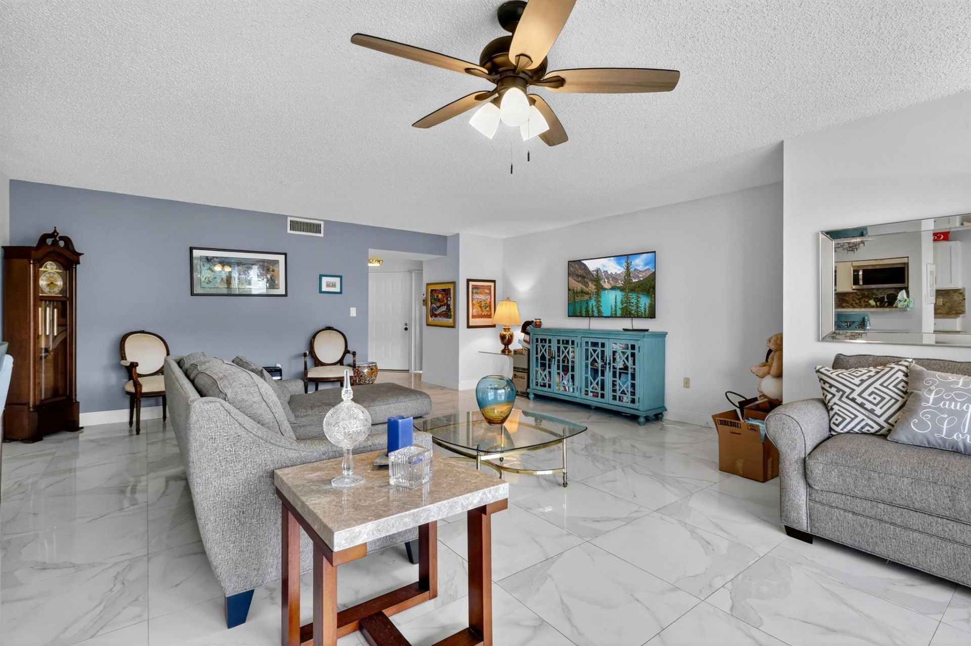 110 Half Moon Circle, Unit D2, Hypoluxo, FL 33462 Photo