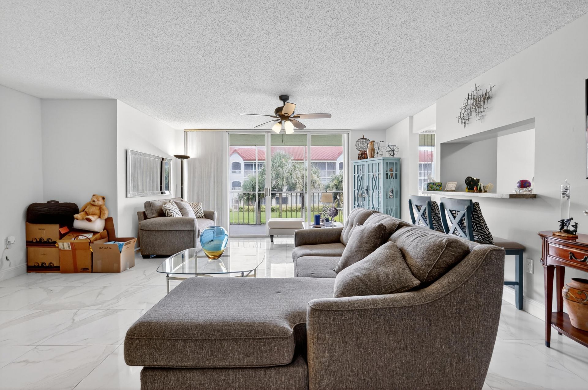 110 Half Moon Circle, Unit D2, Hypoluxo, FL 33462 Photo