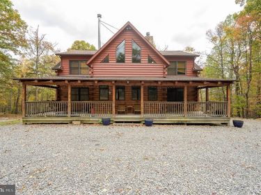 456 PARKSIDE TERRACE, BERKELEY SPRINGS, WV 25411