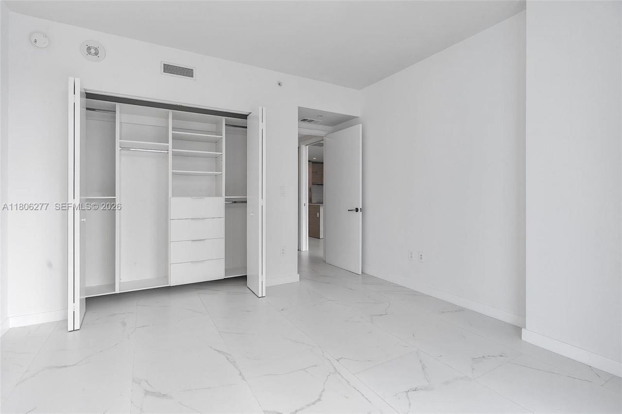 1300 S Miami Ave, Unit 3211, Miami, FL 33130 Photo