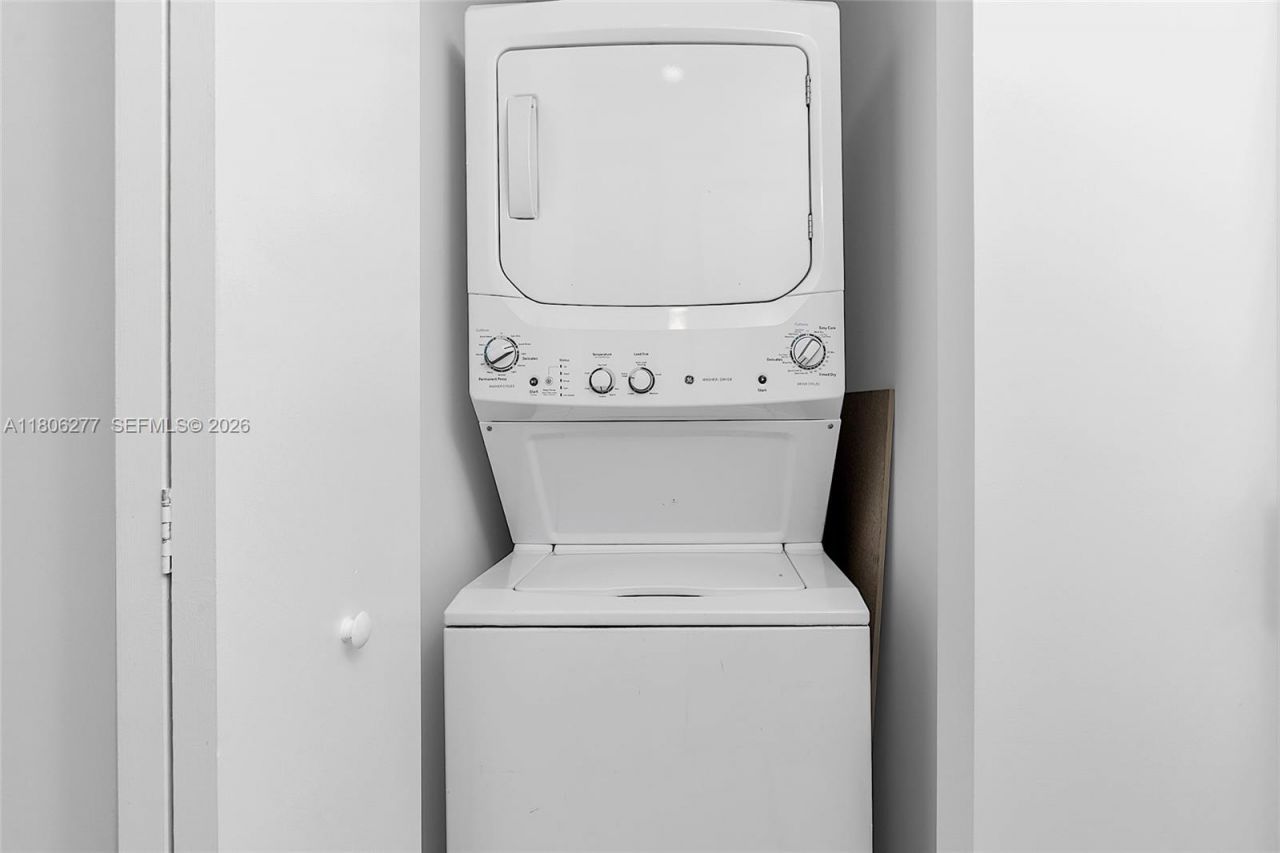 1300 S Miami Ave, Unit 3211, Miami, FL 33130 Photo