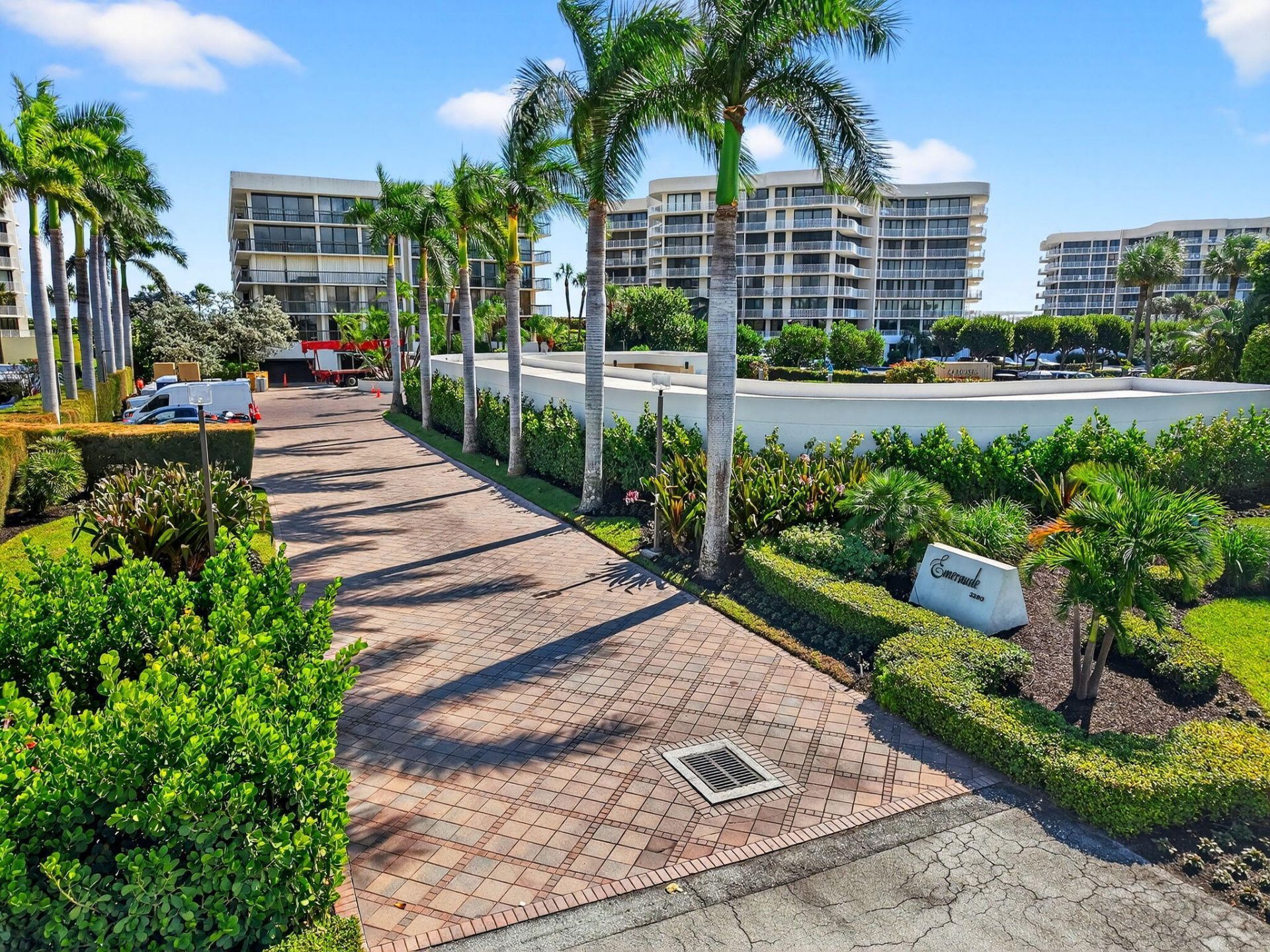 3390 S Ocean Boulevard, Unit 305, Palm Beach, FL 33480 Photo