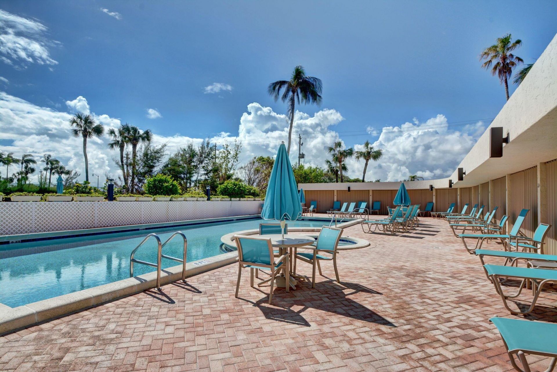 3390 S Ocean Boulevard, Unit 305, Palm Beach, FL 33480 Photo