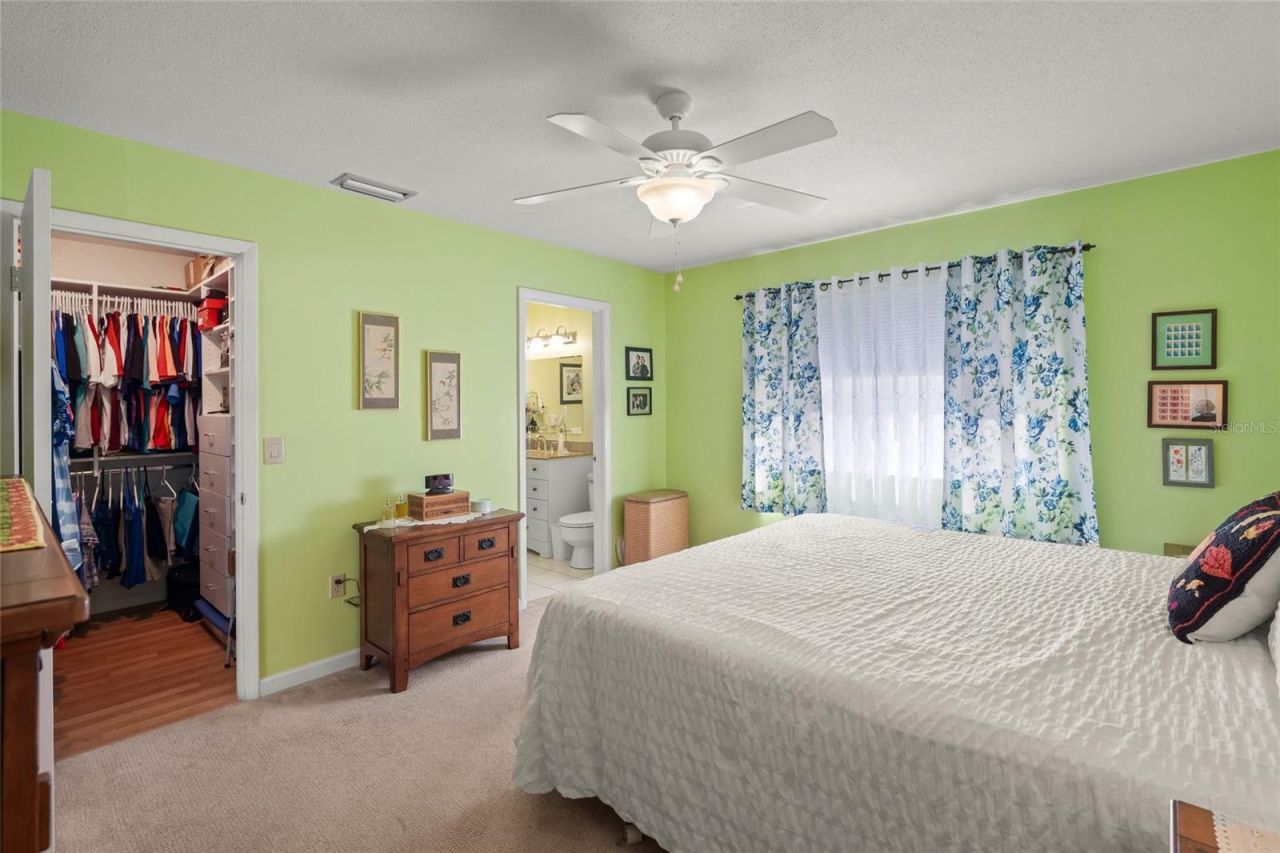 1325 Glen Oaks Drive E, Unit 133, Sarasota, FL 34232 Photo