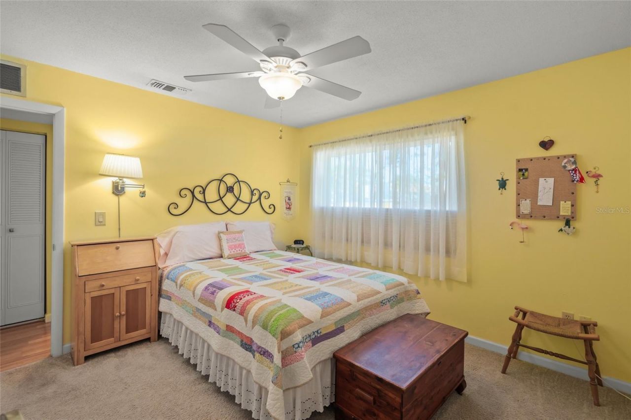 1325 Glen Oaks Drive E, Unit 133, Sarasota, FL 34232 Photo