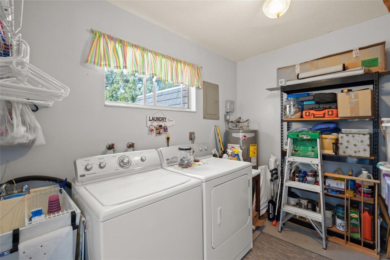 1325 Glen Oaks Drive E, Unit 133, Sarasota, FL 34232 Photo