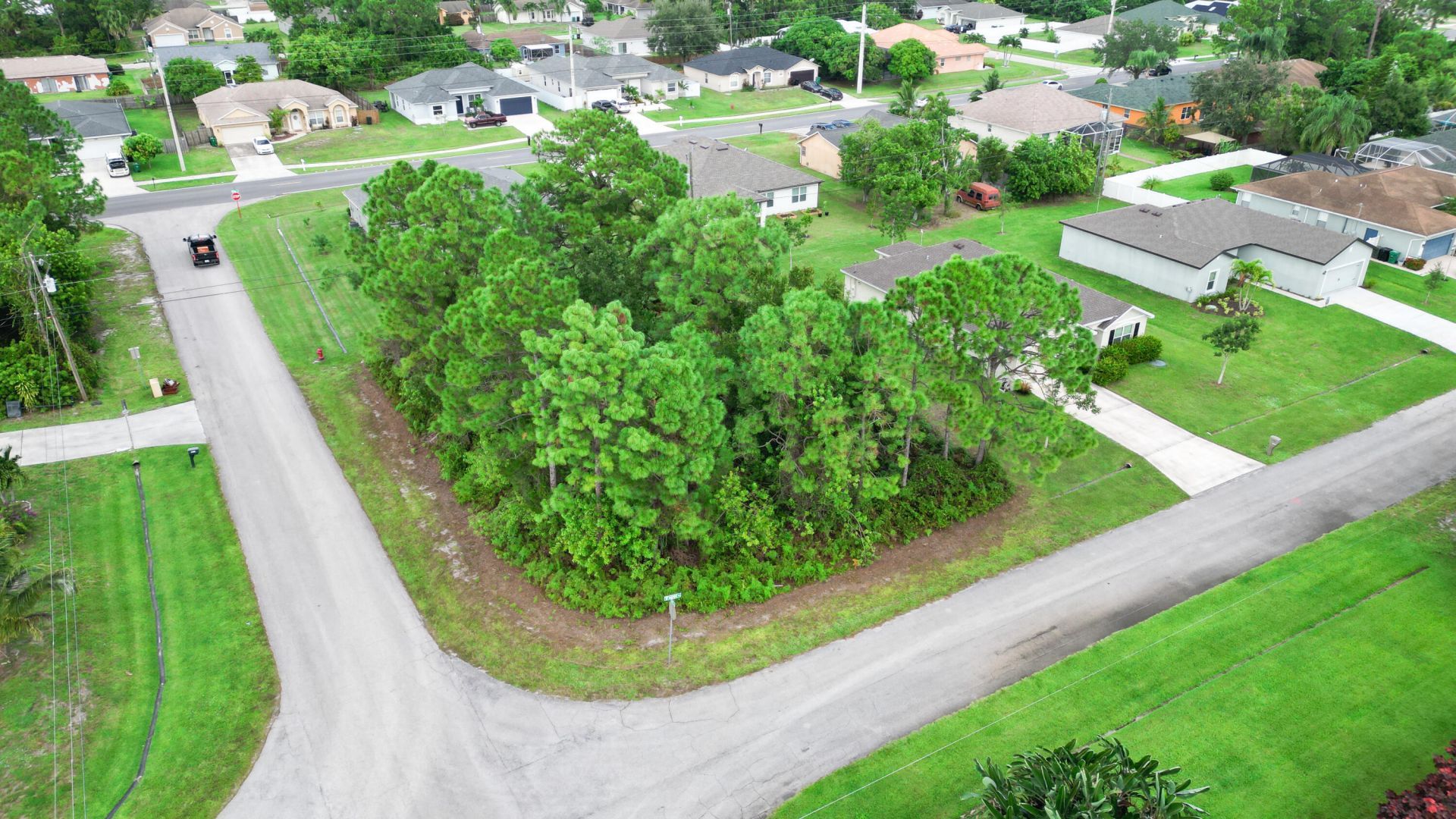 1281 SW Kapok Avenue, Port Saint Lucie, FL 34953 Photo