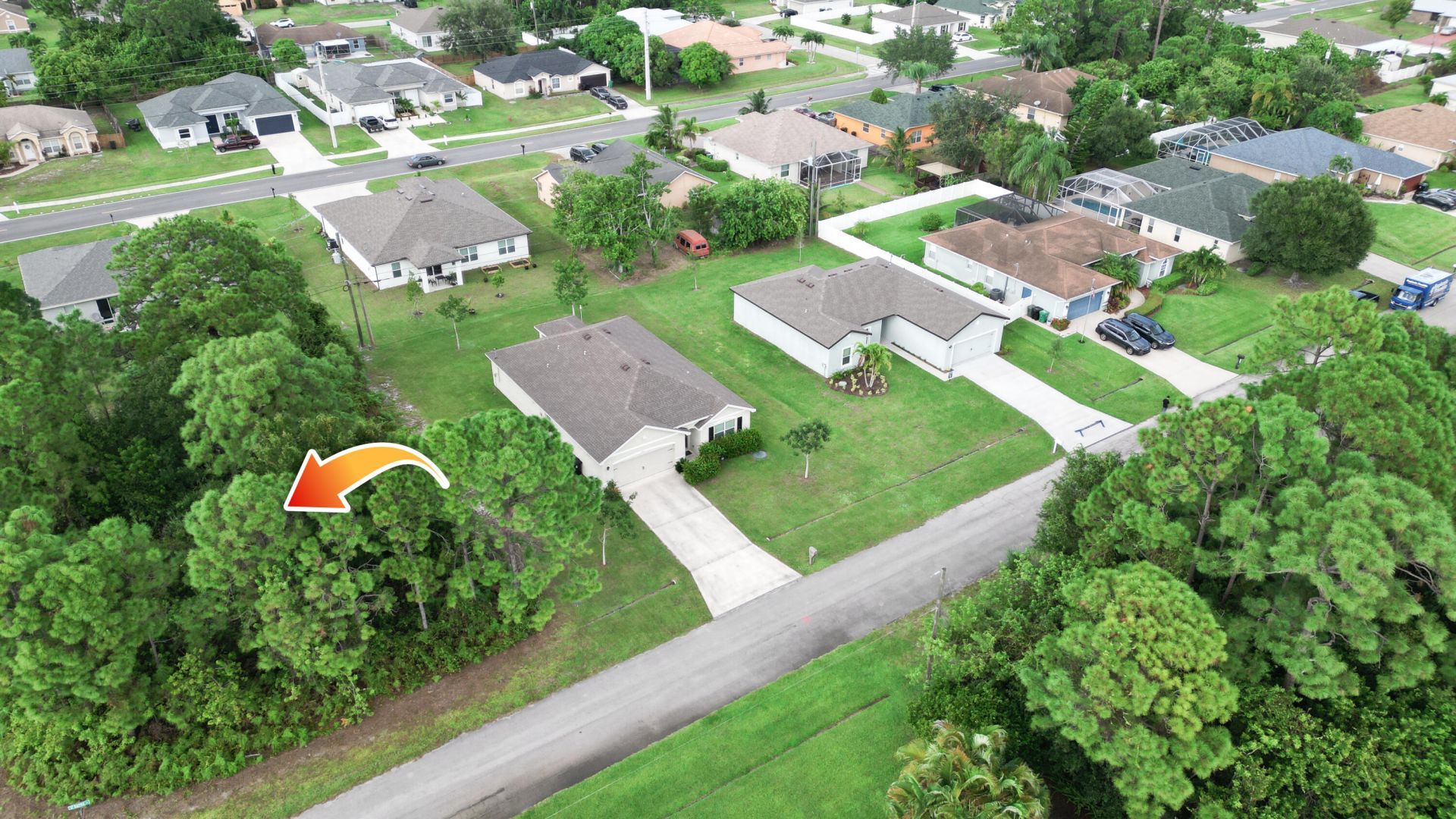 1281 SW Kapok Avenue, Port Saint Lucie, FL 34953 Photo