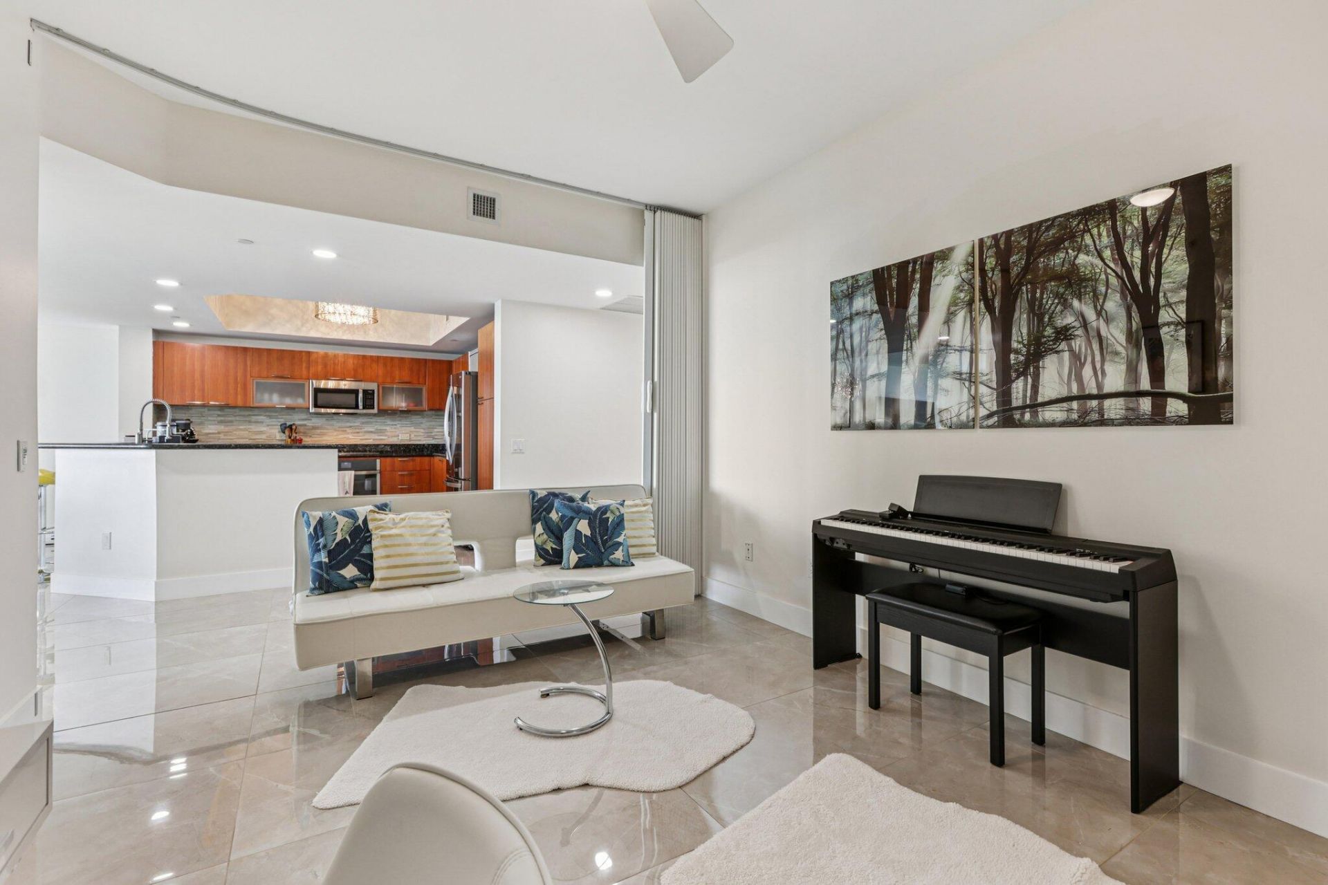 2640 Lake Shore Drive, Unit 2312, Riviera Beach, FL 33404 Photo