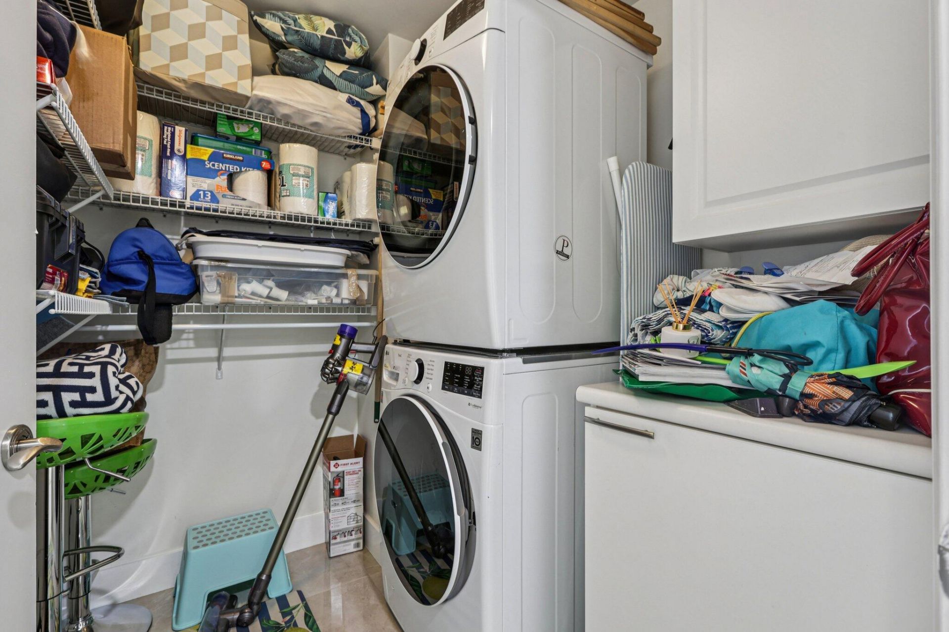 2640 Lake Shore Drive, Unit 2312, Riviera Beach, FL 33404 Photo