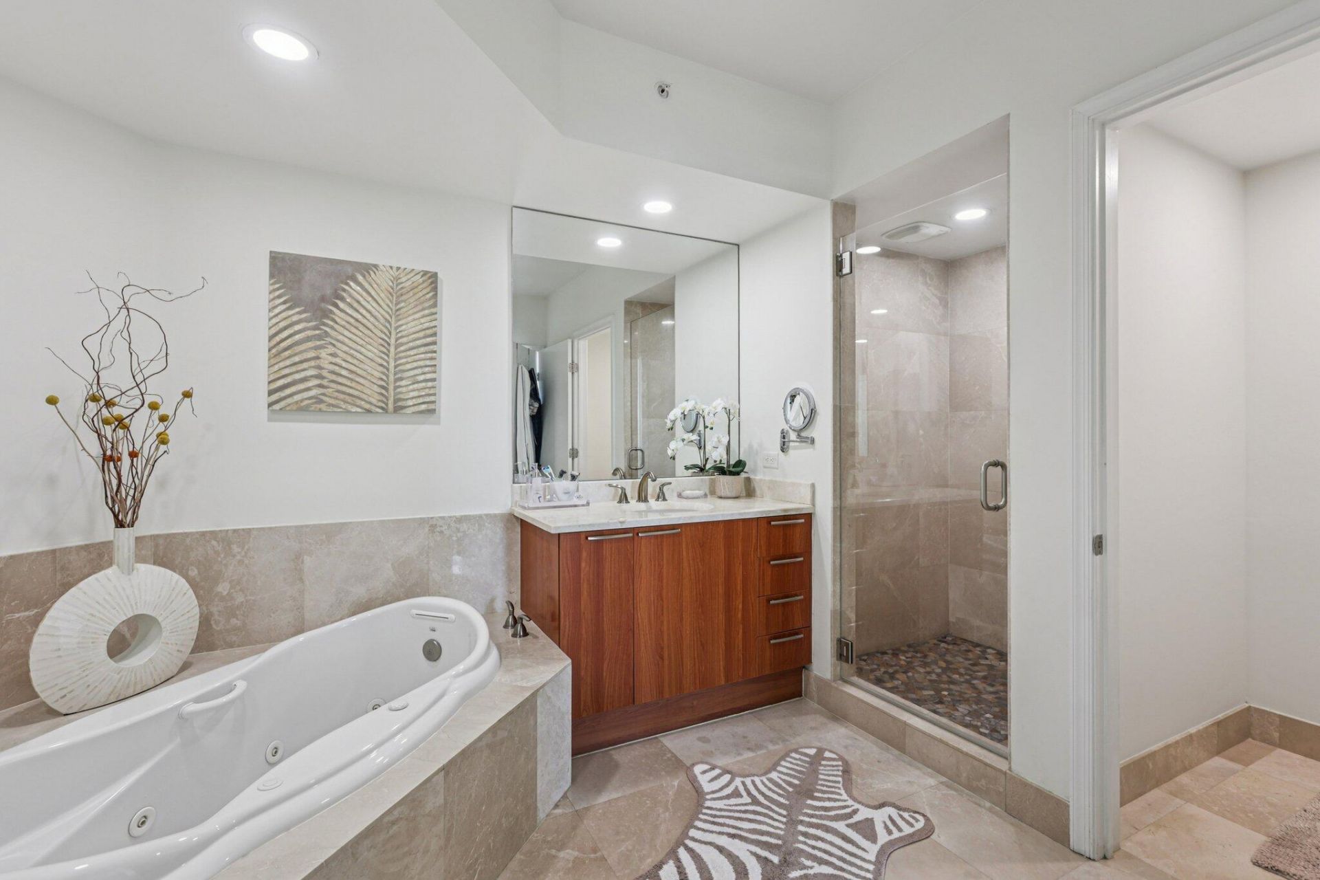 2640 Lake Shore Drive, Unit 2312, Riviera Beach, FL 33404 Photo