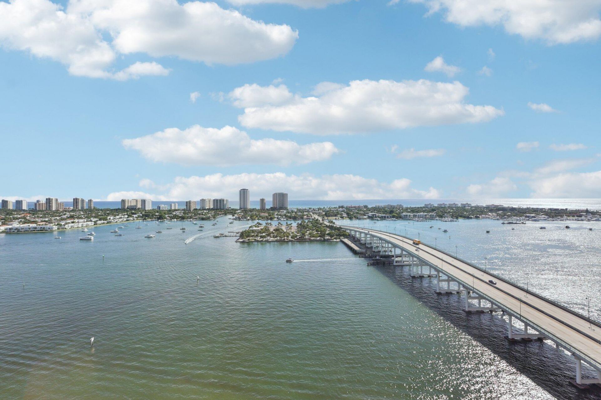 2640 Lake Shore Drive, Unit 2312, Riviera Beach, FL 33404 Photo