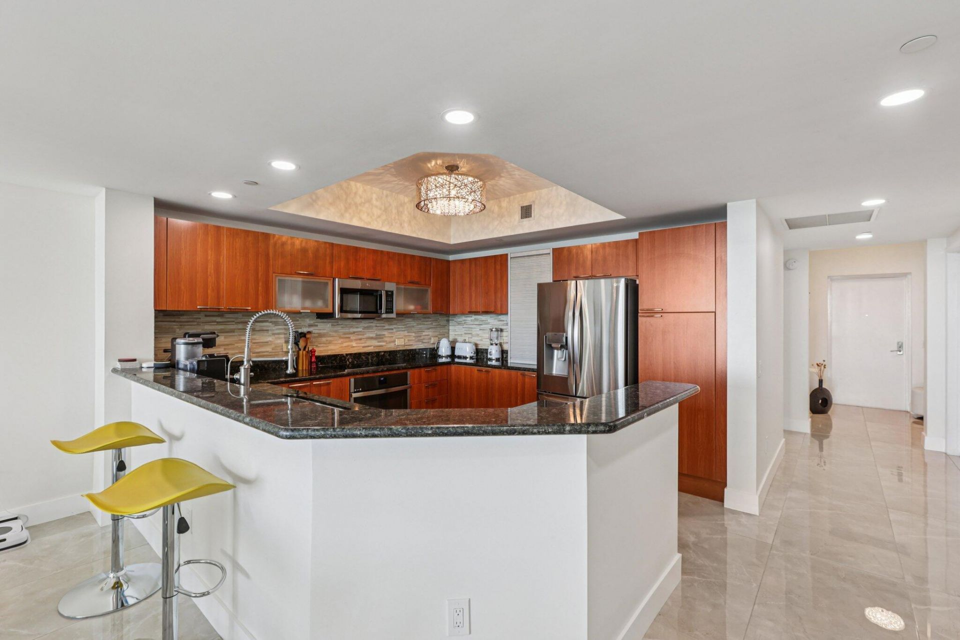 2640 Lake Shore Drive, Unit 2312, Riviera Beach, FL 33404 Photo