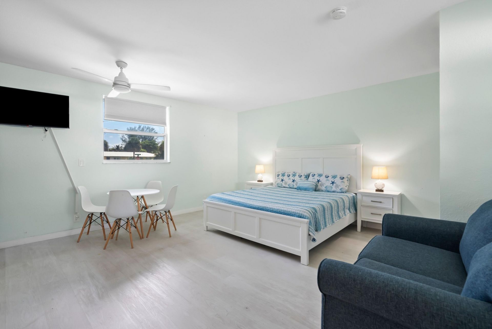 670 Hernando Street, Unit B, Fort Pierce, FL 34949 Photo