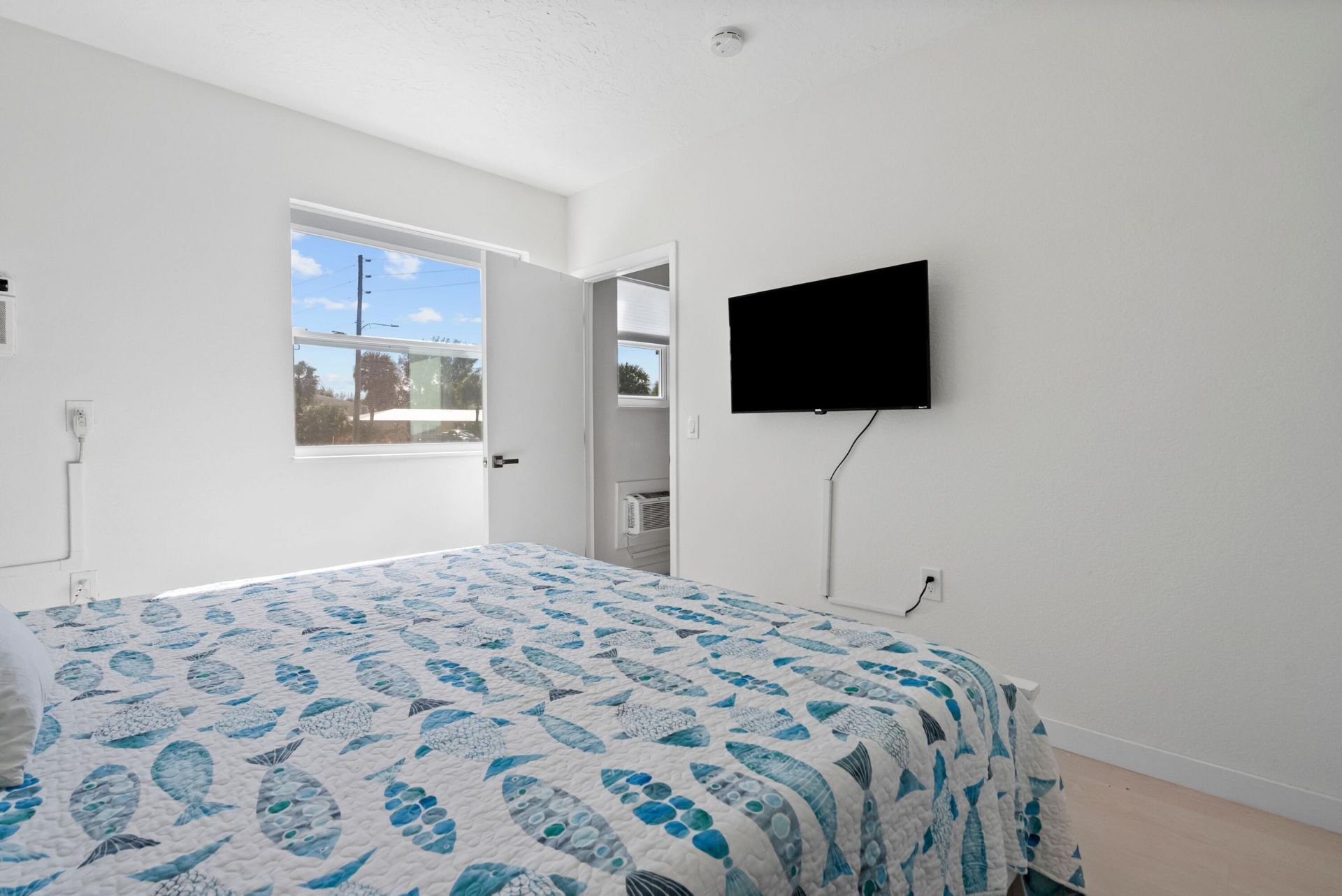 670 Hernando Street, Unit E, Fort Pierce, FL 34949 Photo