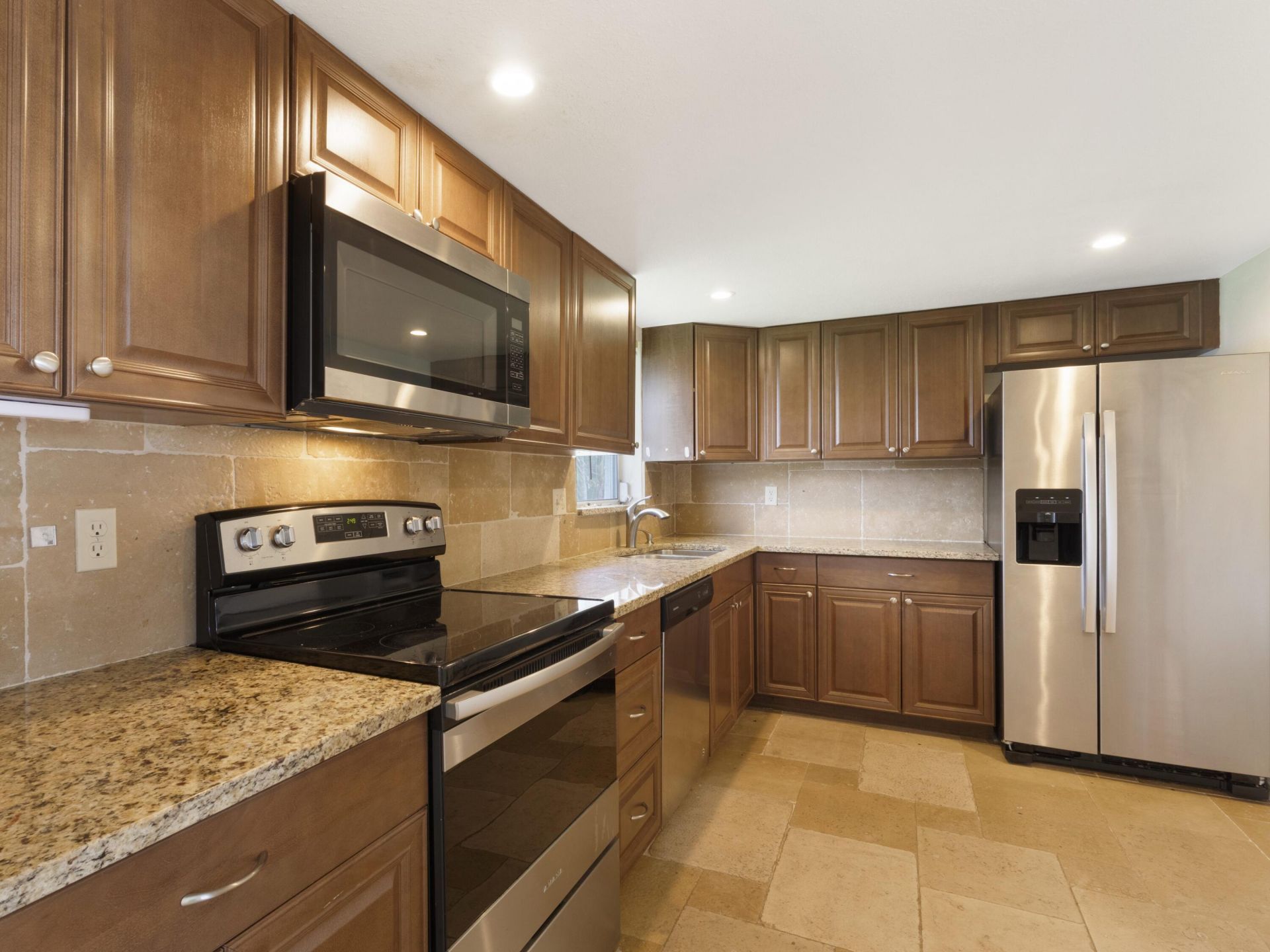 127 Leisureville Boulevard, Boynton Beach, FL 33426 Photo