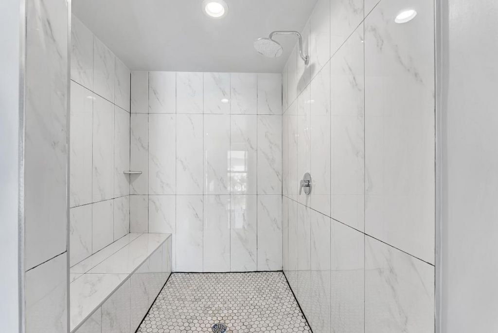 250 W Hidden Valley Boulevard, Unit 3, Boca Raton, FL 33487 Photo
