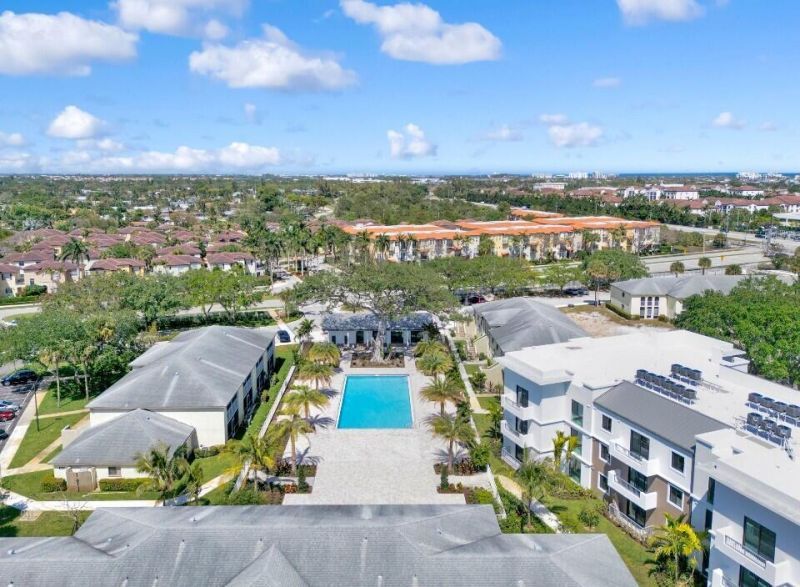 250 W Hidden Valley Boulevard, Unit 3, Boca Raton, FL 33487 Photo