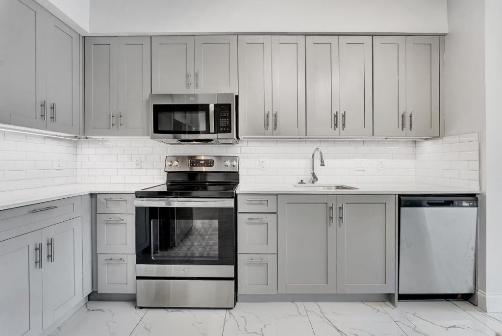 250 W Hidden Valley Boulevard, Unit 3, Boca Raton, FL 33487 Photo