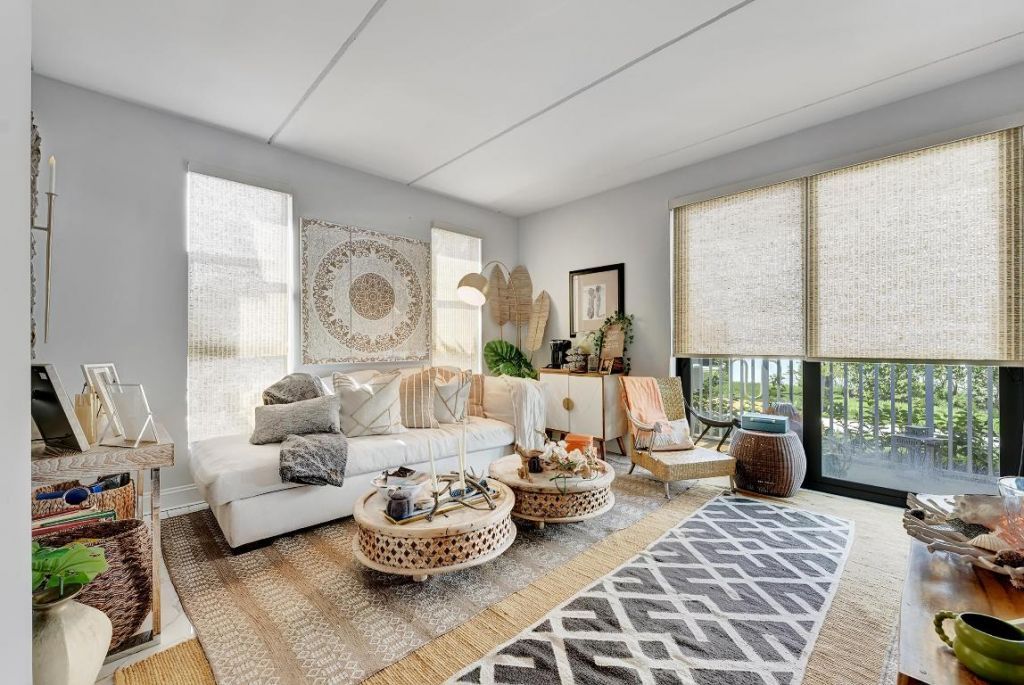 250 W Hidden Valley Boulevard, Unit 3, Boca Raton, FL 33487 Photo