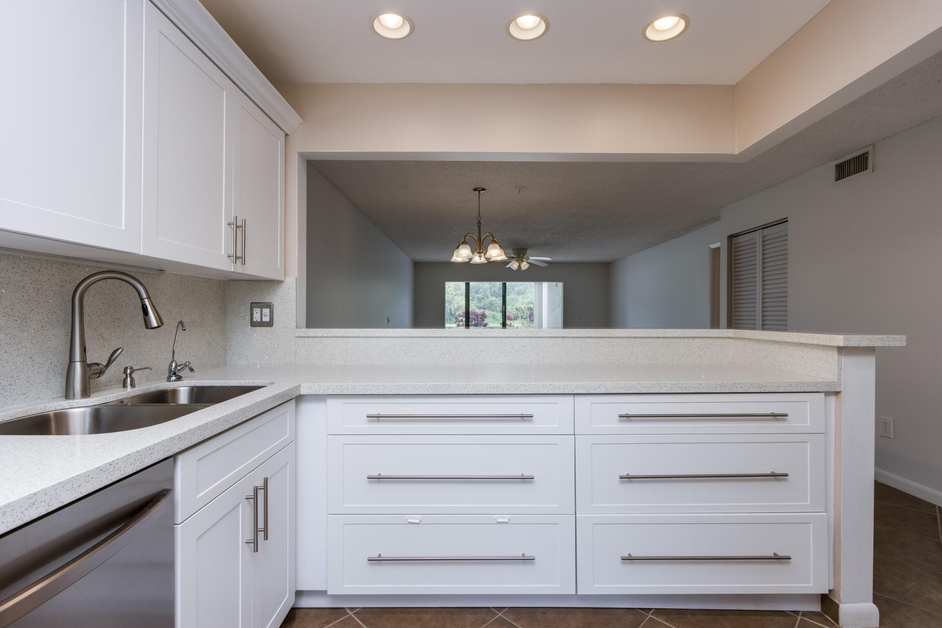 8535 Casa Del Lago, Unit E, Boca Raton, FL 33433 Photo