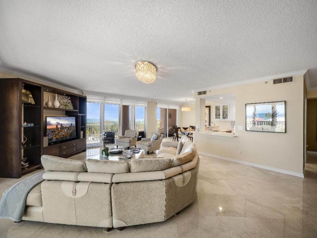 700 Ocean Royale Way, Unit 401, Juno Beach, FL 33408 Photo